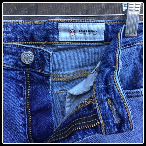 AG The Isabelle Jeans - Picture 6 of 8